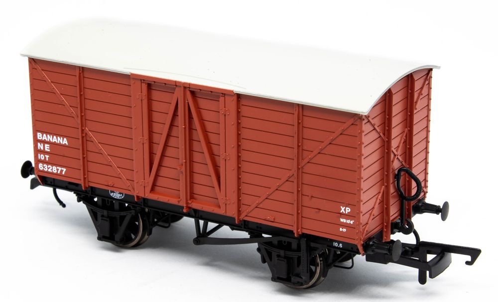 GE Banana Van LNER (Post 1937) 632877 1:76 – diecast model