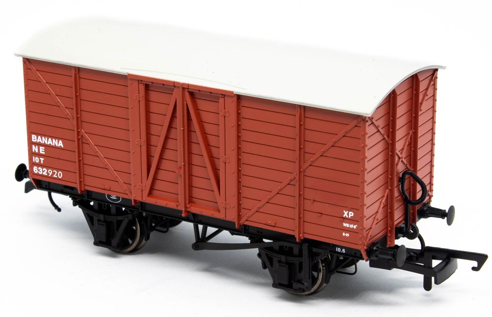 GE Banana Van LNER (Post 1937) 632920 1:76 – diecast model