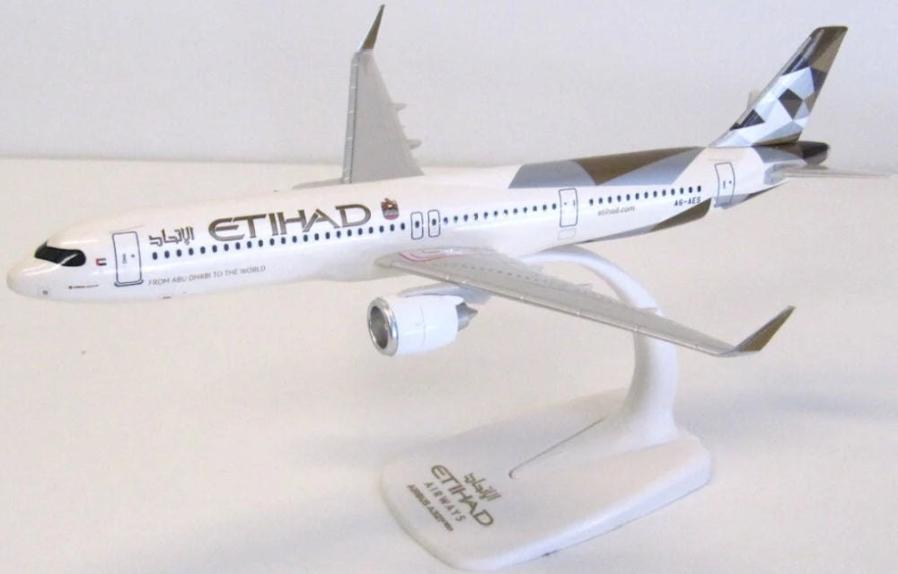Available To Order – Airbus A321 NEO Etihad (225032) 1:200 (PPC 225031-1)