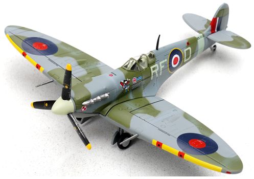 Available to Order – Supermarine Spitfire MK.VB EN951 RF.D #303 SQN Sept 1942 S/LDR Jan Zumbach 1:72 (PZK 14618LC)