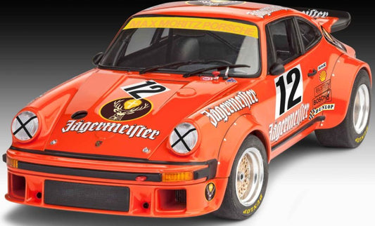 Available to Order – Gift Set '50 Years of Jagermeister Motorsport' 1:24 (REV 05669)