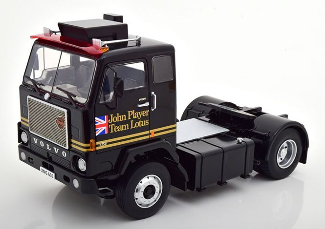 Available to Order – Volvo F88 JPS Team Lotus with Union Jack 1978 1:18 (RKS 180064)