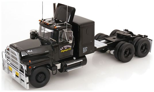 Available to Order – Mack RL700L 1974 Black 1:18 (RKS 180171)