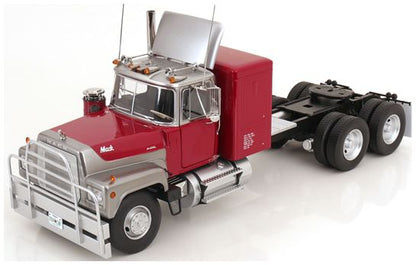 Available to Order – Mack RL700L 1974 Red Metallic/Silver 1:18 (RKS 180173)