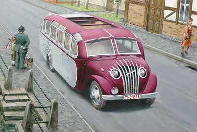 Opel Blitzbus 'Strassenzepp Essen' 1:72 Roden Kits Model