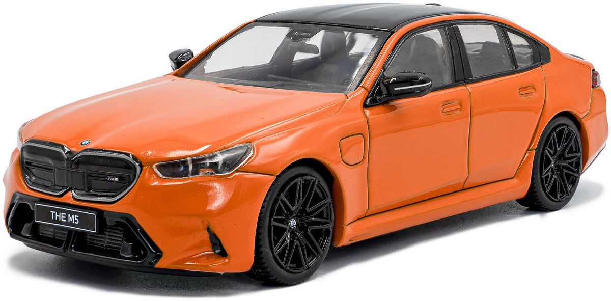 BMW G90 M5 Sedan Fire Orange III 2024 1:43 Solido Model