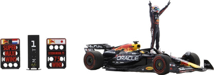 Red Bull Racing RB21 #1 Oracle Racing 1st US GP 2025 Verstappen w/Pit Boards 1:43 Spark Model