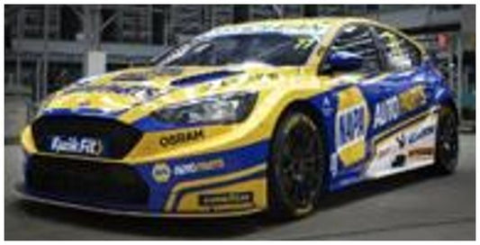 Ford Focus #77 NAPA Racing UK BTCC Sam Osborne Limited 500pcs 1:43 Spark Model