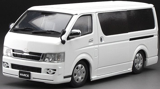Available To Order – Toyota H200 HiAce Van SuperGL White 1:24 (SUN H51011)