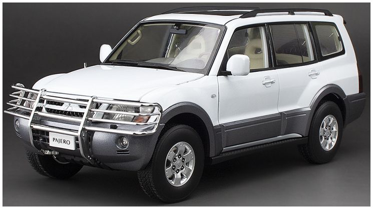 Available To Order – Mitsubishi Pajero V73 White (New Tooling) Limited Edition 300pcs 1:18 (SUN H5833)