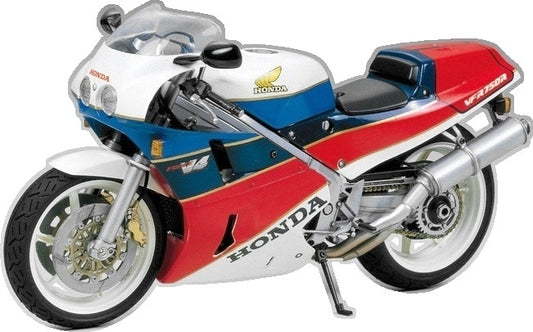 Honda VFR750R 1:12 Tamiya Model