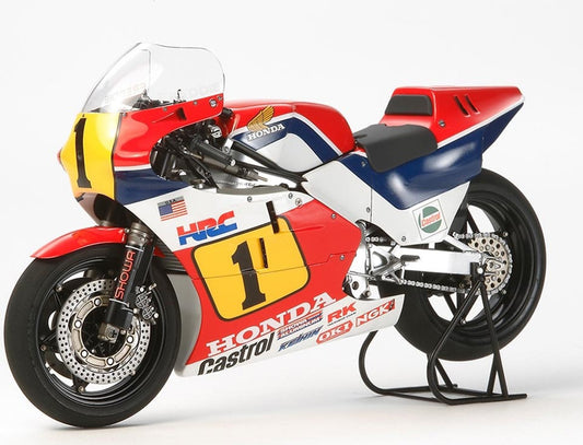 Honda NSR 500 84 1:12 Tamiya Model