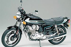 Honda CB750F 1:6 Tamiya Model