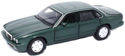 Available to Order – Jaguar XJ6 - Green Lights and Sound & Pull Back 1:32 (TAY 32110015)