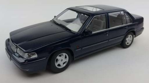 Available to Order – Volvo 960 1996 Dark Blue Metallic 1:18 (TRN 1800302)