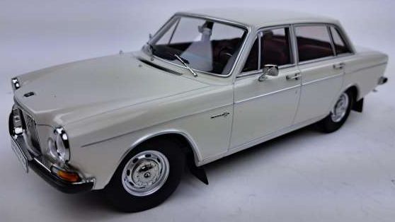 Available to Order – Volvo 164 Cascade White w/Red Interior 1:18 (TRN 1800374)