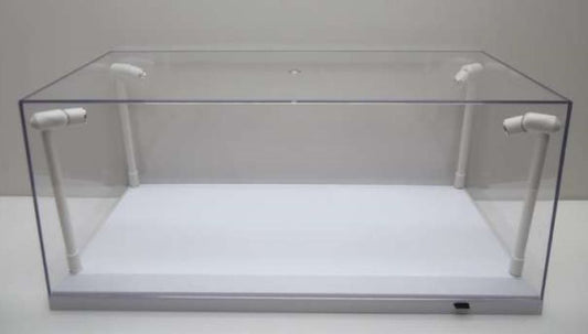 Available to Order – Show Case Transparent/White with 4 Led Lights 1:18 (TRN 189921)