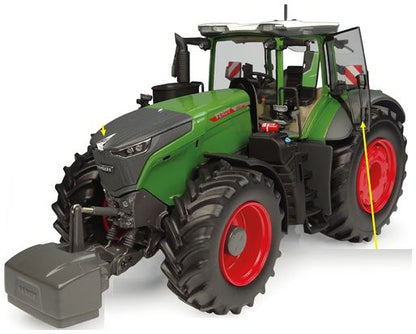 Fendt 1052 Vario Europe Version 2026 1:32 Universal Hobbies Model