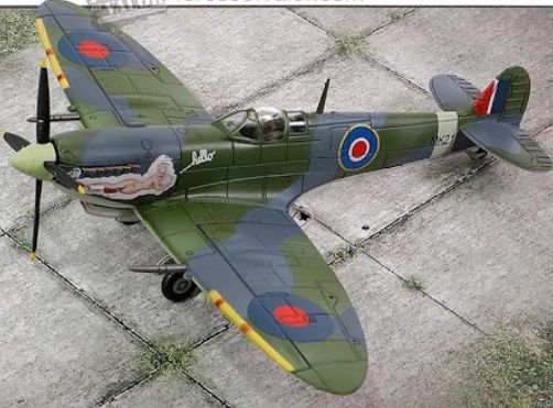 Supermarine Spitfire Mk.IX MK 210 'Tolly Hello' Guns Lundquist Test Pilot USAAF 1:72 – diecast model