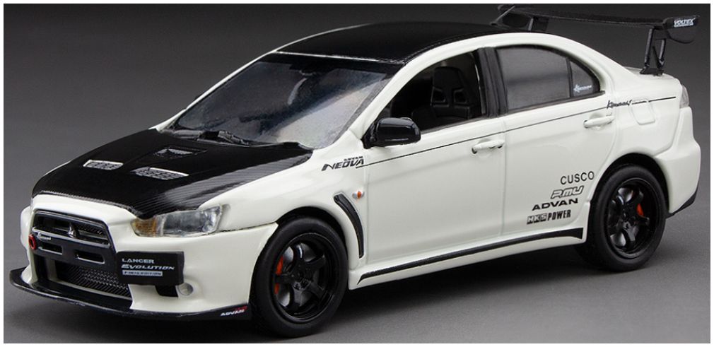Mitsubishi Lancer Evolution X Pearl White 1:43 – diecast model