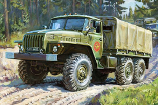Ural Truck 1:100 Zvezda Model