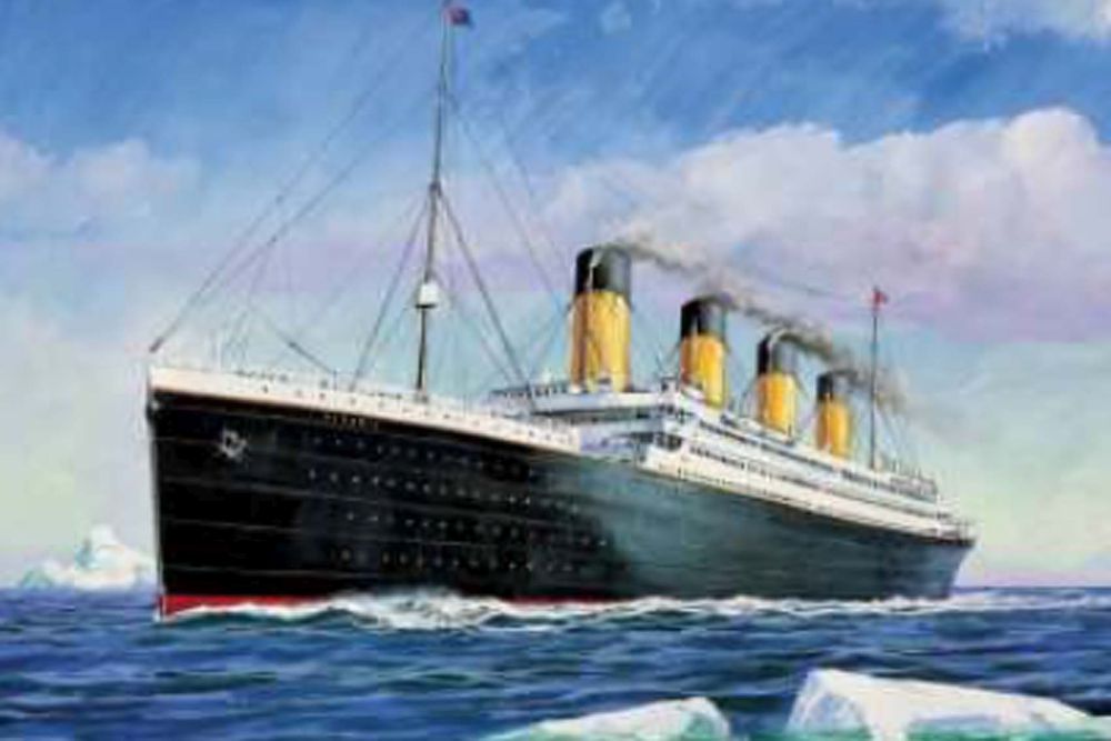 Available To Order – Titanic 1:700 Zvezda Model (ZVE 9059)