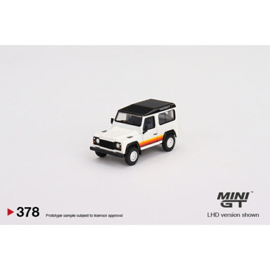 1/64 MINI GT MGT00378-R LAND ROVER DEFENDER 90 WAGON WHITE (RHD)